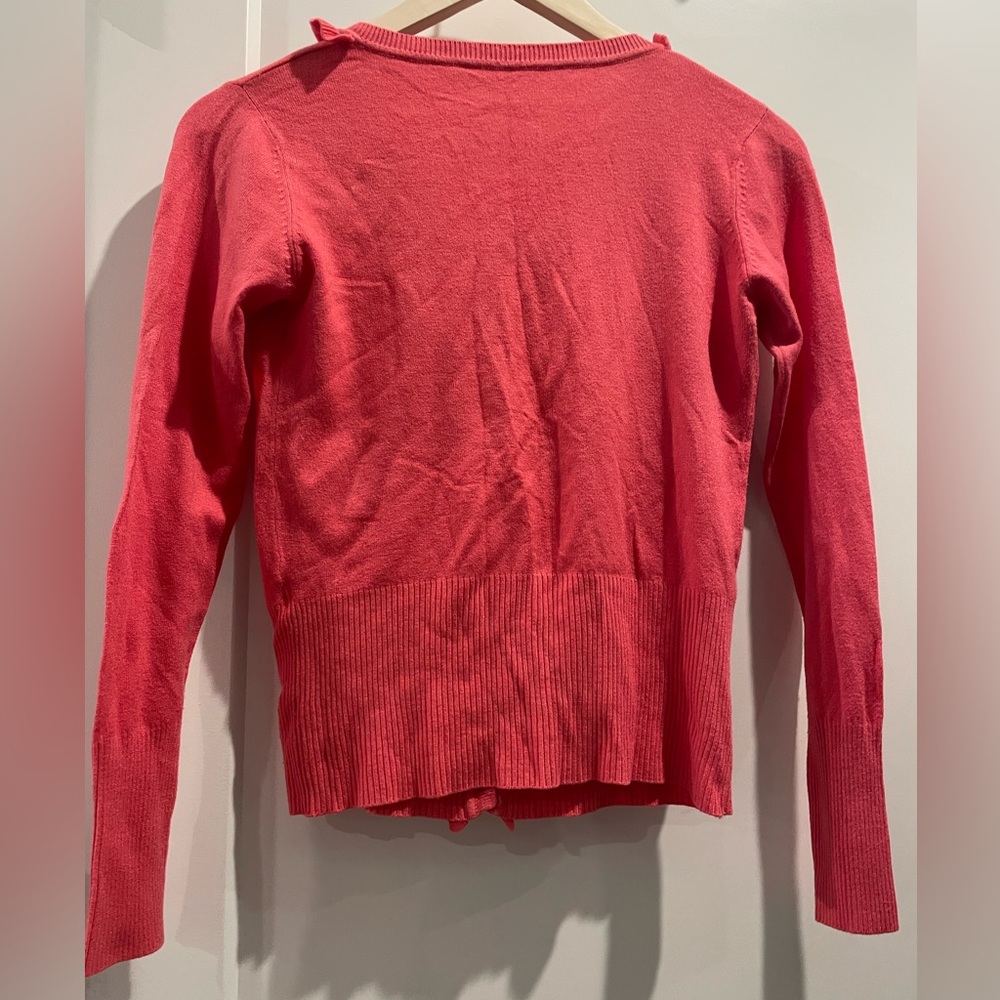 Chic Ruffled Coral Cardigan - Picture 3 of 4